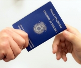 Trabalhadora terceirizada que atuava em correspondente bancário deve ser reconhecida como empregada do Itaú Unibanco