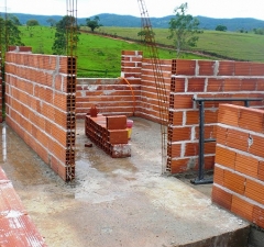 Caixa Econômica e construtora terão que pagar indenização de R$ 15 mil por atraso na entrega de imóvel