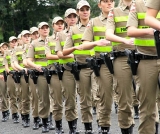 Candidata aprovada em concurso da PM não pode ser excluída por ter baixa estatura