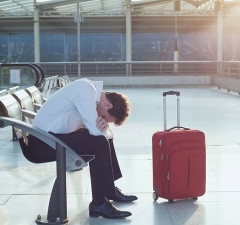 Casal indenizado após dez horas de espera em aeroporto