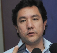 Vereador propineiro continuará na tornozeleira