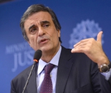 Ministro da Justiça de Dilma vira réu em ação de improbidade