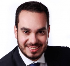 Paulo Martins inicia mandato com o pé direito