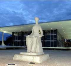 PP, maior partido do centrão, vira réu por organização criminosa