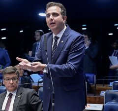 Aprovado projeto que proíbe exclusão de empresas adimplentes do Refis