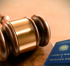 Aposentadoria e salário podem ser penhorados para pagar trabalhista