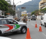 Seguro não serve para cobrir acidente em que motorista tenta fugir de blitz policial