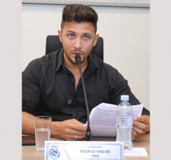 “Para criar cargo tem dinheiro, mas para investir no Município não tem!”