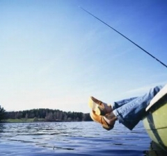 Mecânico que trabalhou por mais de 30 anos sem férias integrais será indenizado por empresa de transporte