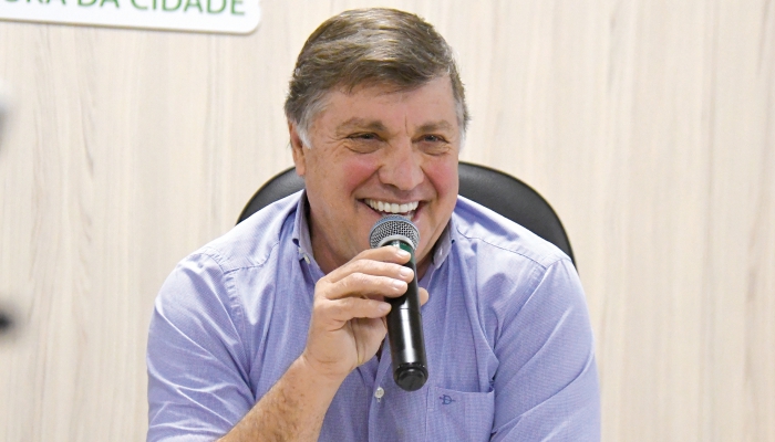 Pozzobom retorna ao cargo de prefeito de Umuarama