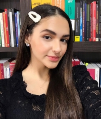 Helena Cinque